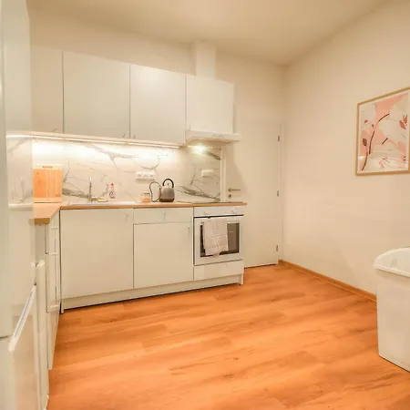 Se 2 Loznicemi Olomouc